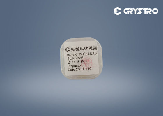 도핑 수준 0.3%Ce LUAG 섬광 단일 결정 5x5x5mm